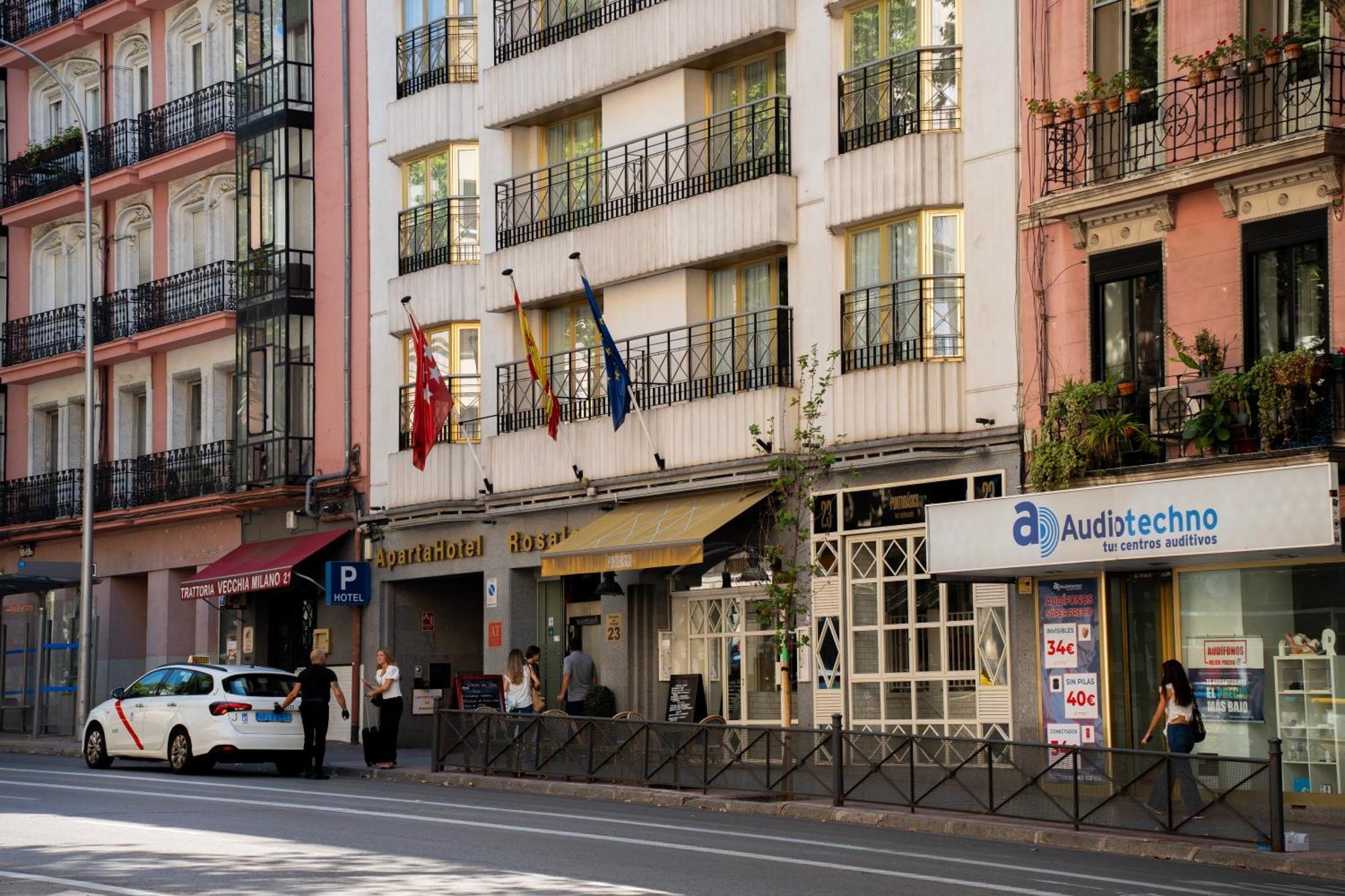 Aparto-Hotel Rosales Madrid Bagian luar foto