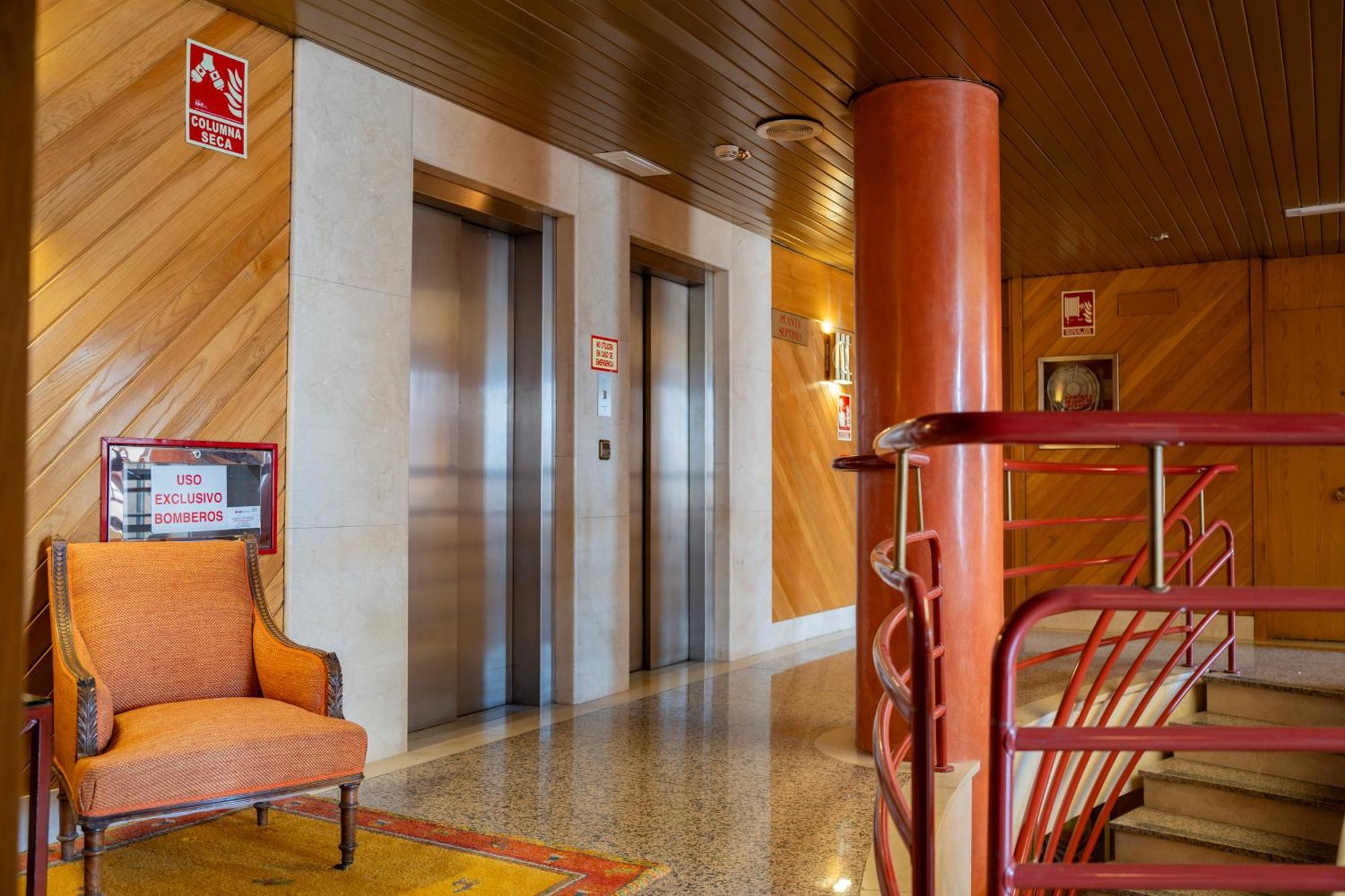 Aparto-Hotel Rosales Madrid Bagian luar foto